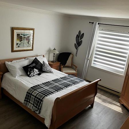 Superbe Condo Plage-Memphremagog Ngoại thất bức ảnh